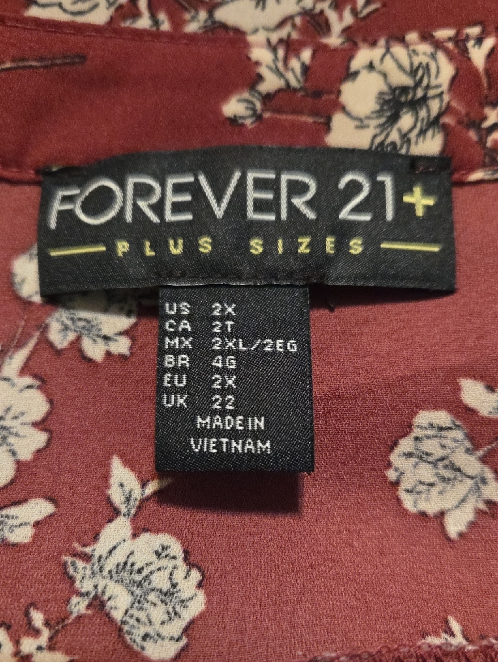 Forever 21 | Plum Floral Button-Up Blouse - Picture 5 of 5